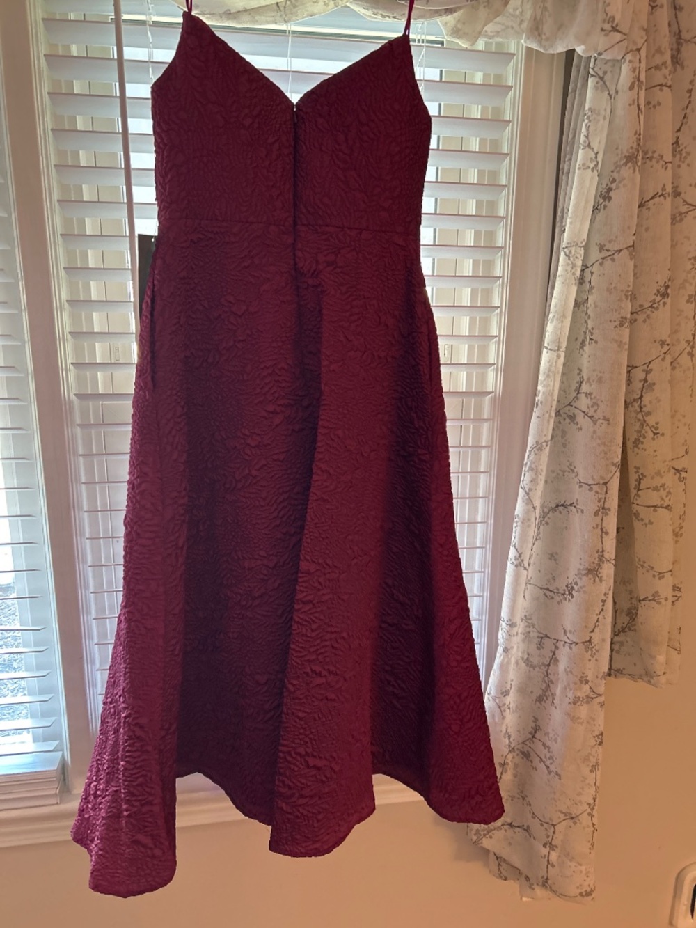 Dress - Picture 2 of 2